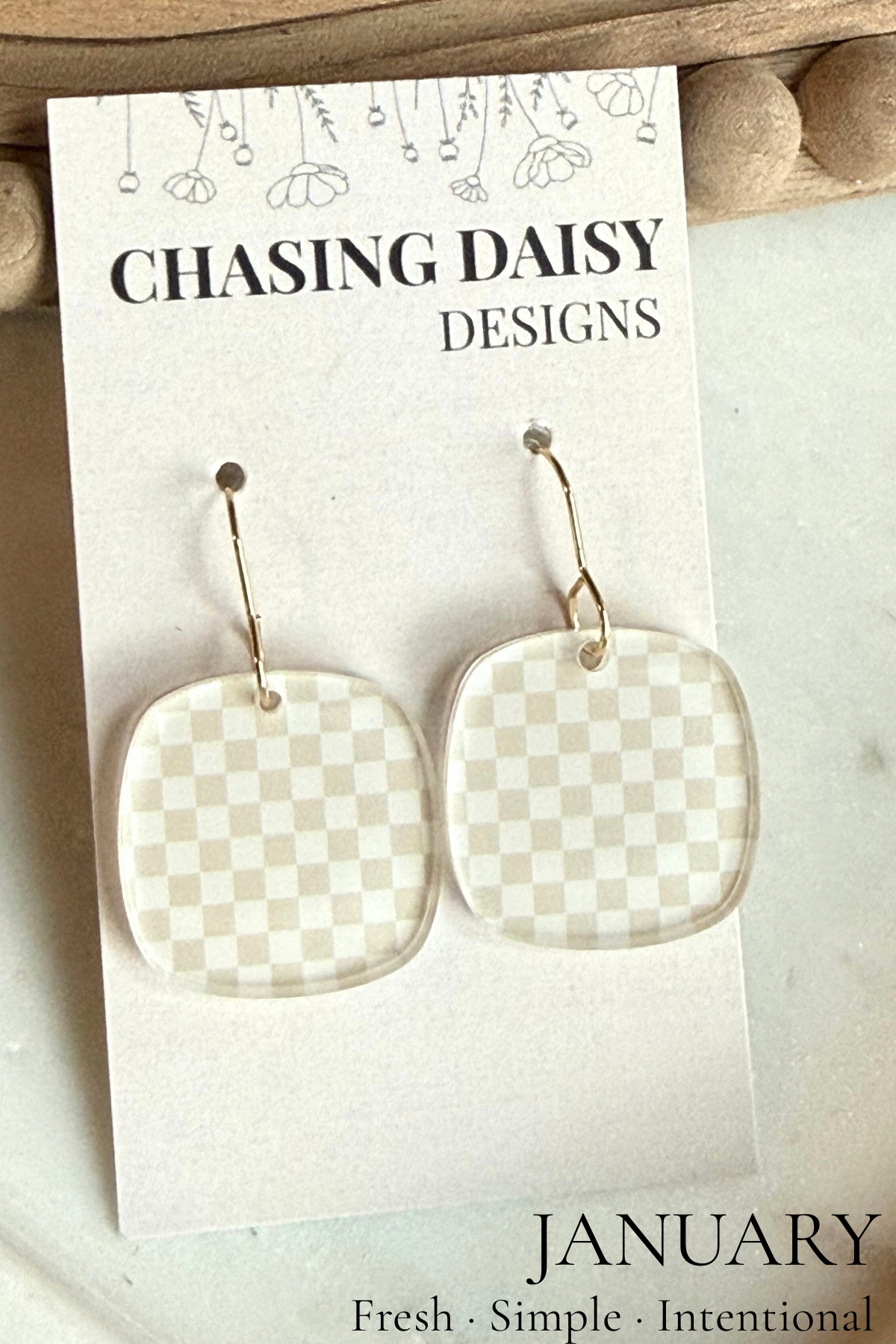 Neutral Checkered Drops