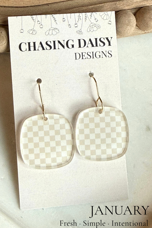 Neutral Checkered Drops