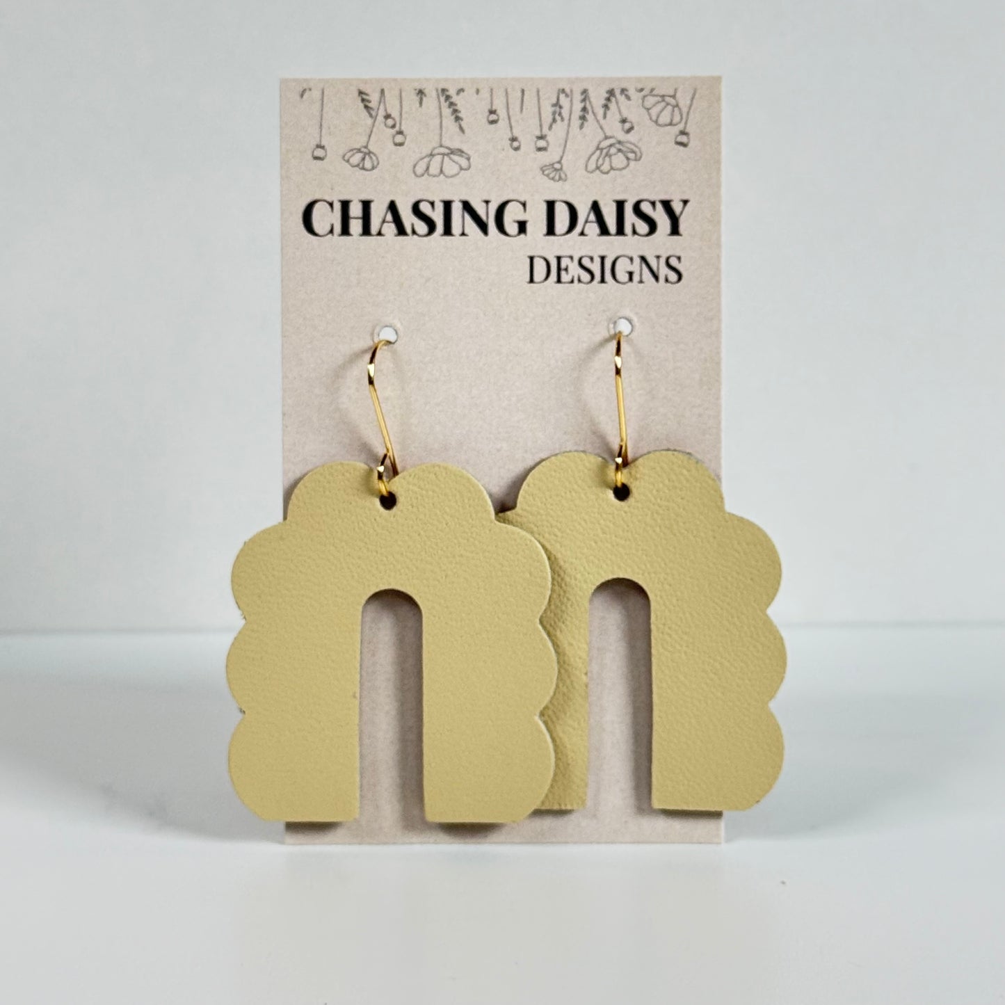 Scallop Arch Earrings – Solid Colors